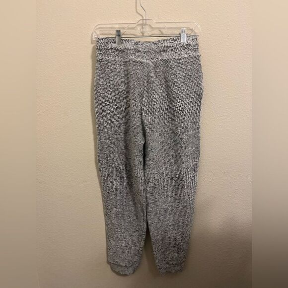 Offline by Aerie Snow Day Black and White Knit Joggers - Picture 6 of 8